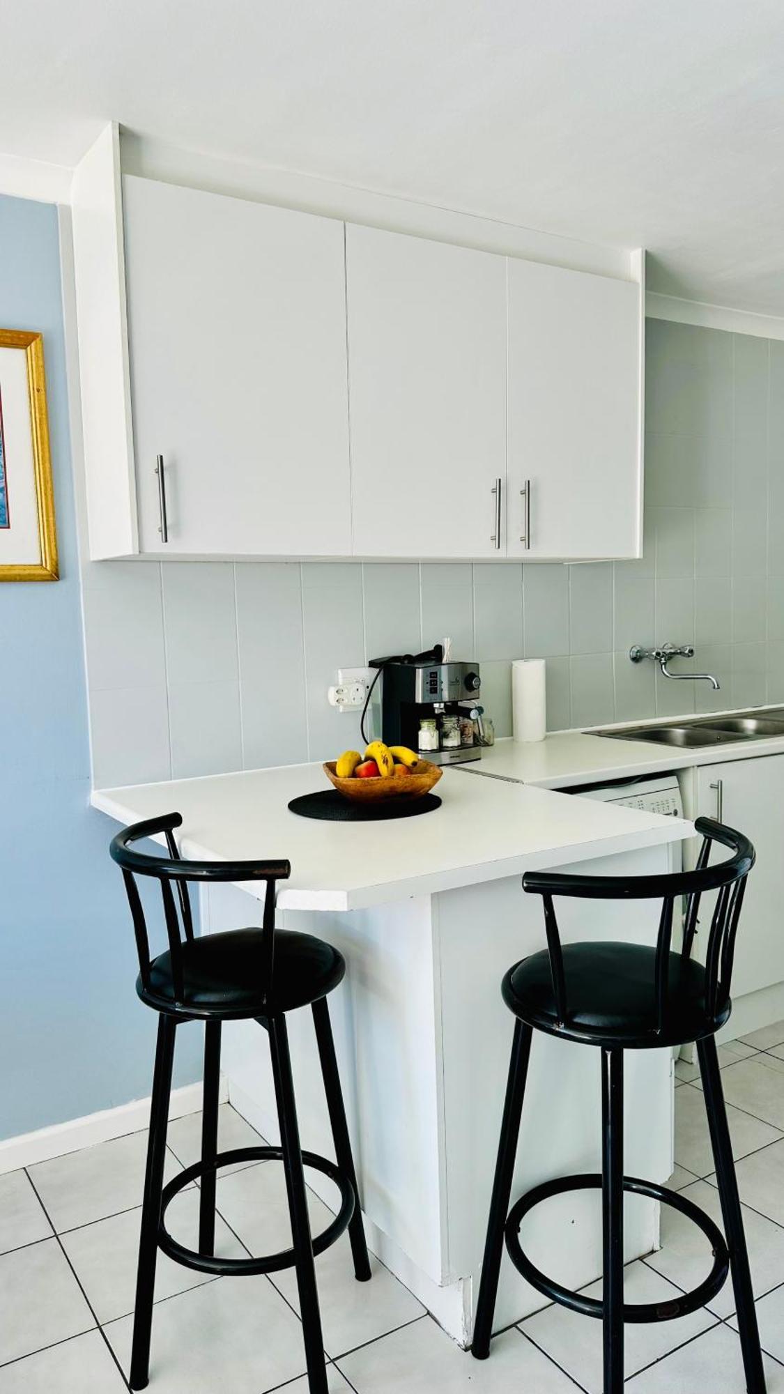 Caline Vip Apartments, Beach Close Bloubergstrand Ngoại thất bức ảnh
