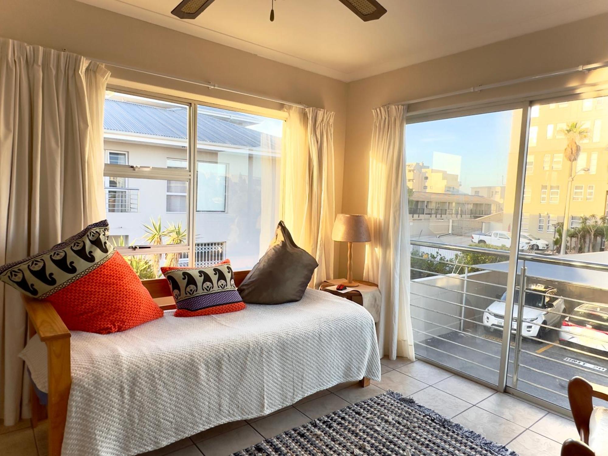 Caline Vip Apartments, Beach Close Bloubergstrand Ngoại thất bức ảnh